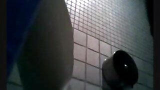 Mảnh khảnh cô gái nhỏ phim sexviet xíu tina cho thấy thoát y và thủ dâm âm đạo