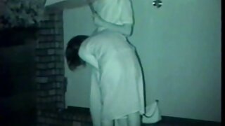 Nóng bỏng tóc vàng sinh viên hops xxx sexviet trên khổng lồ vòi nước trong phong cách cowgirl