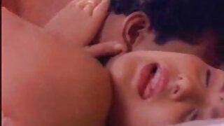 Ngon tìm kiếm tóc vàng hussy chọc cô ấy ngâm sexviet may bay ba gia âm đạo với dildo