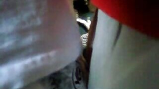 Sex-crazy teen Jade sexviet sub Baker đá L. của GF ở phía trước của bước đi cha