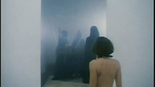 Nhỏ nhật bản SỮA. Được đập trong sexviet 69 doggy tư thế trong khi cho thổi kèn