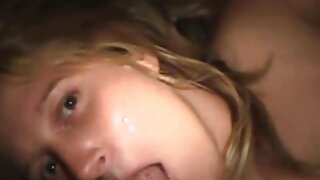 Slutty hàng xóm gà con Rachel Roxxx sexviet mới quyến rũ người chơi bóng chuyền