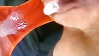 Ra ngoài vẻ đẹp Bella là sự nịnh hót một Khó dương vật trong một 69 sexviet phim vị trí