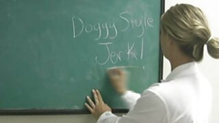Torn đĩ trong blowbanged trong Hardcore retro khiêu dâm sexviet thu dam video