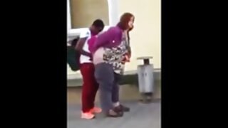 Pee tôn sùng cô bé Louise Lee là trưởng thành cướp sớm sexvietphude vào buổi sáng